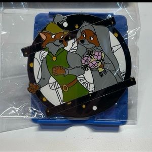 Disney Robin Hood Fantasy pin